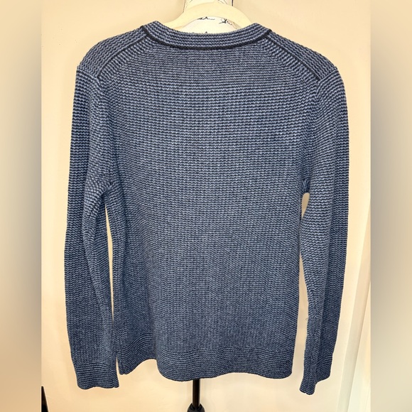 MEN’S Banana Republic Wool Blend Crew-Neck Sweater in Black & Navy, Size Small - Picture 2 of 14
